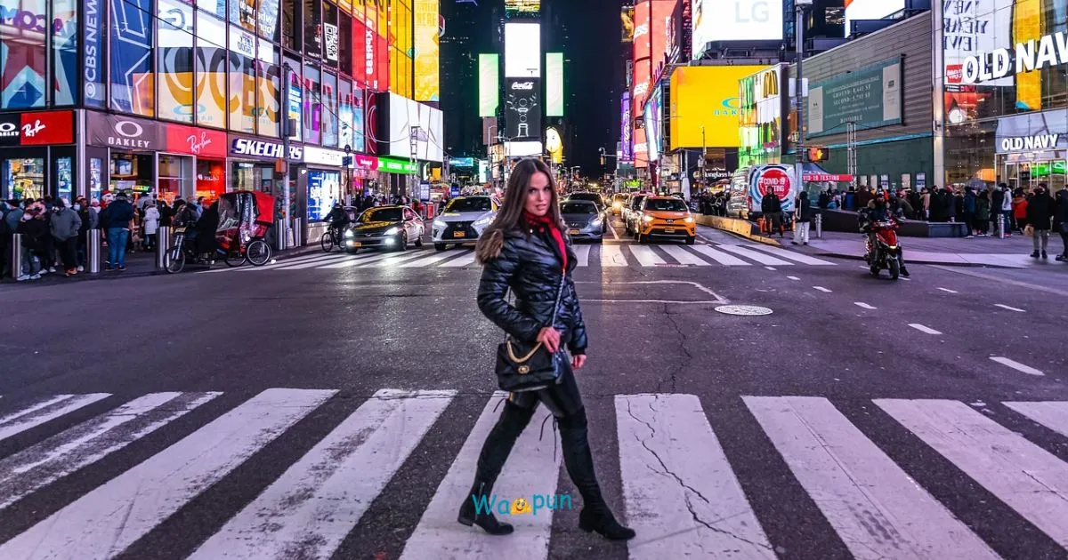 220+ Times Square Puns & Jokes for Big City Giggles 2026